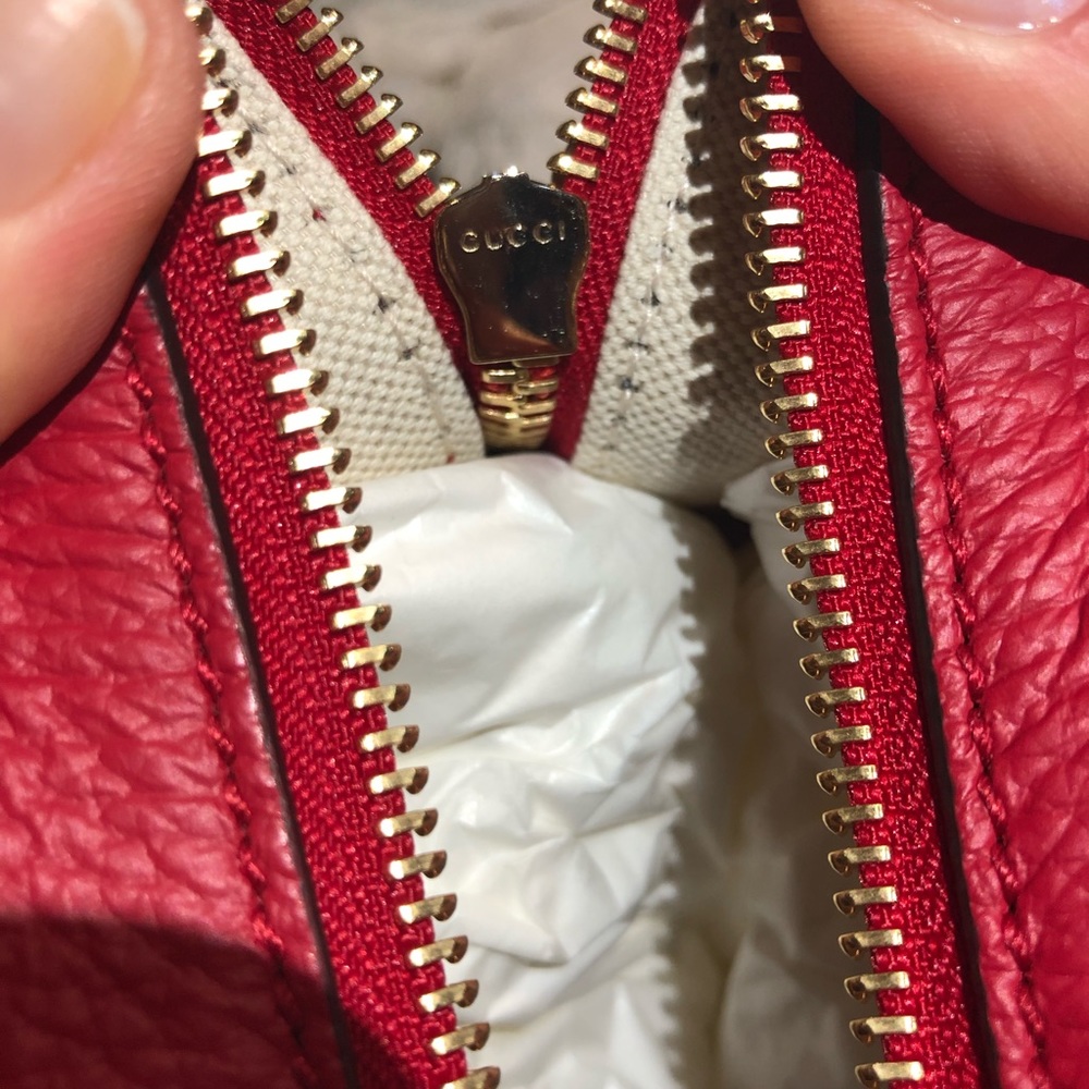 ✅Sold Out!✅Authentic Gucci Soho Leather - Picture 3 of 8